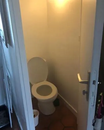 Appartement En Plein Coeur De Paris פריז