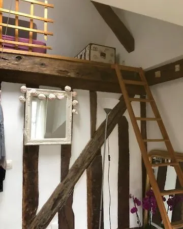 Appartement En Plein Coeur De Paris *