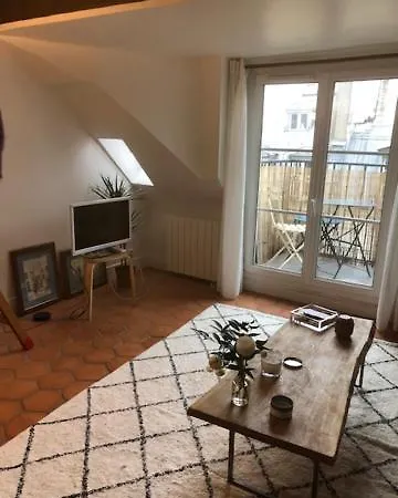Appartement En Plein Coeur De Paris דירה פריז